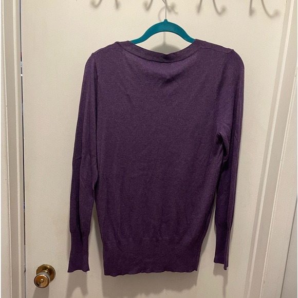 Massimo purple V-neck sweater. New with tags. - Picture 2 of 6